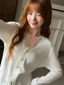 K-Vae Women's Vacation Fashion V-Neck Lace Patchwork Single-Breasted Long Sleeve Sweater - Apricot - View 1