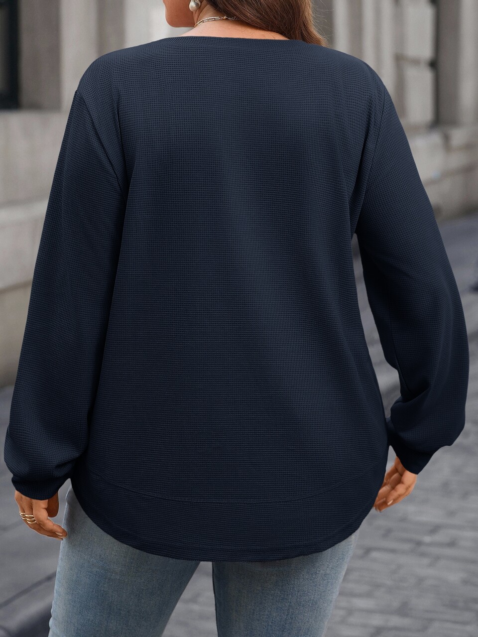Women's Plus Size Round Neck Long Sleeve Sweatshirt