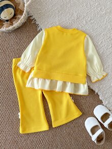 SHEIN 2pcs Baby Girls Top Flare Pants Cute Sweet Bright Yellow Floral Bee Ruffle Flutter Sleeve Round Neck Birthday Fall Long Sleeve Top Holiday Ribbed Knit - Yellow - View 2