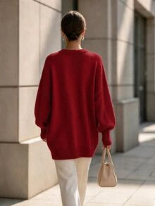 SHEIN Sweater Kasual Wanita Lengan Panjang Warna Polos, Kerah Bulat Longgar, Cocok untuk Beraktivitas di Luar Rumah - Merah - View 2