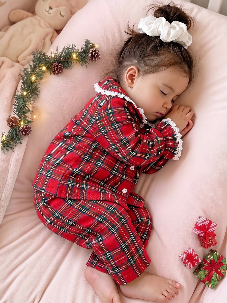 SHEIN 女嬰可愛紅色格紋彼得潘領睡衣套裝，彈性腰長褲居家服 - 紅色 - 查看 1