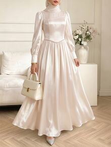 Celisse Gaun Satin Lengan Lentera Leher Tinggi - Aprikot - View 1