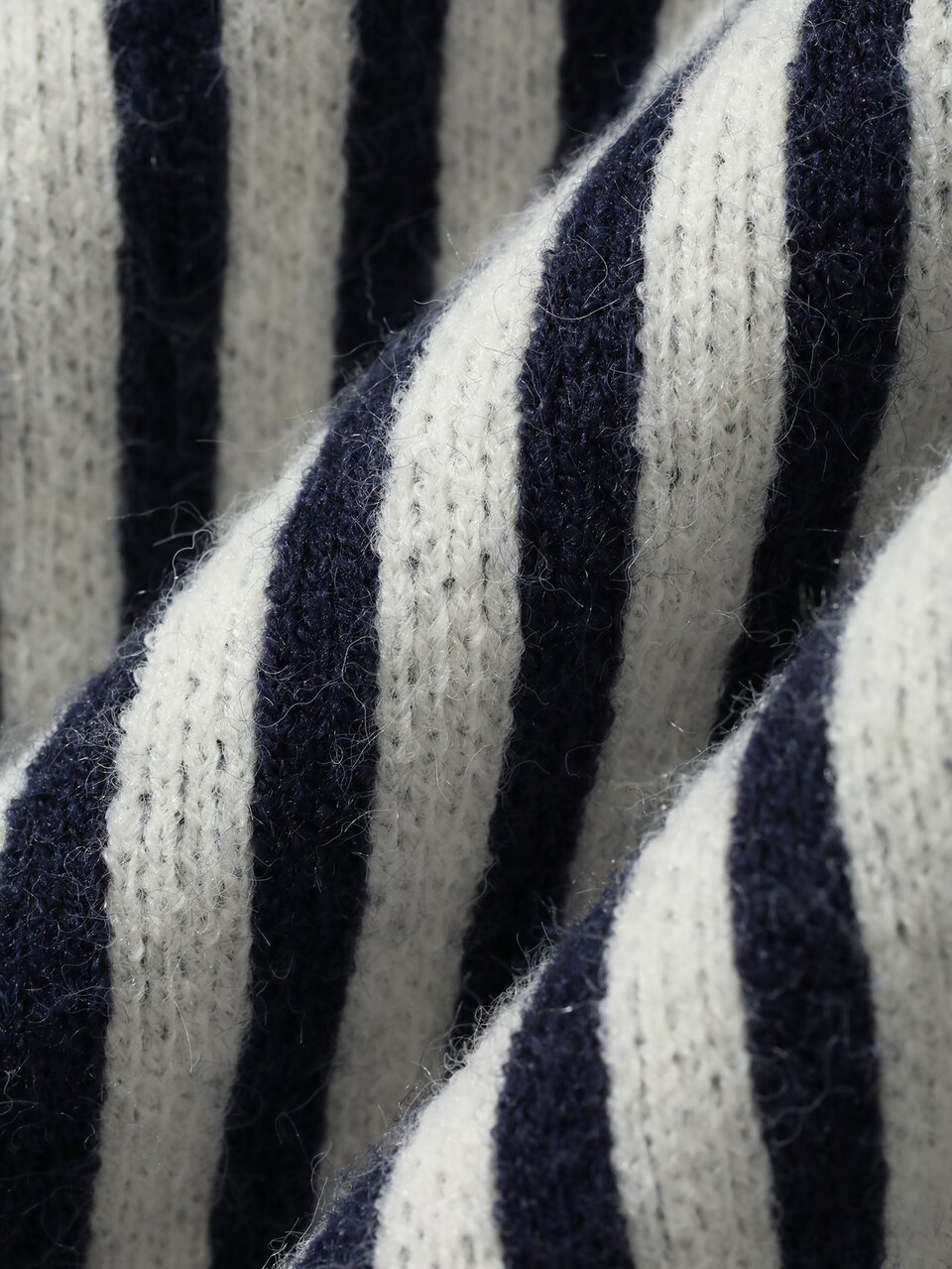 Women's Vertical Striped Contrast Color Button Knit Cardigan