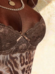 Amplova Gaun Mini Cami Motif Zebra dengan Renda Kontras Seksi untuk Wanita - Mocha Brown - View 7