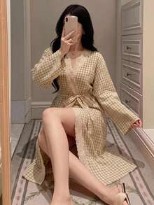 DAZY 夏秋款女式寬鬆蕾絲拼接格紋長款睡裙 - 杏色 - 查看 4