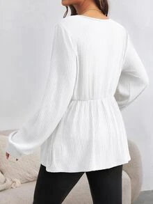 SHEIN 孕婦前開鈕扣長袖V領寬鬆版型T恤 - 白色 - 查看 2
