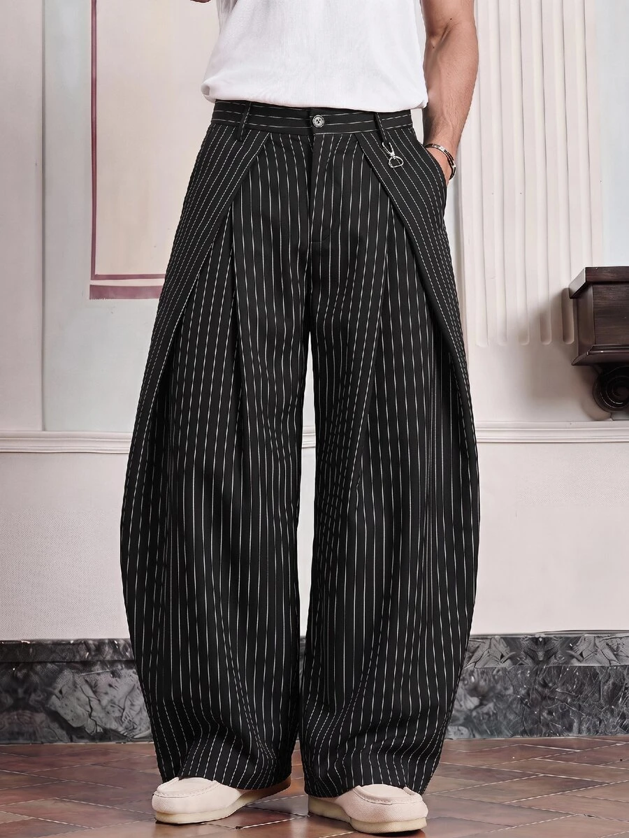 NORVETH Celana Panjang Pria Motif Garis-Garis Tipis dengan Lipatan, Saku, dan Kancing, Potongan Longgar - Hitam - View 1