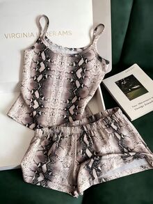 Franclia Women's Snake Print Camisole Top And Elastic Waist Shorts Casual Vacation 2 Pieces Set - Brown and White - View 4