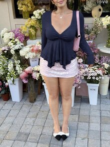 GalTyme 大尺碼女款時尚度假風百褶設計不對稱下擺長袖T恤 - 藏蓝色 - 查看 5