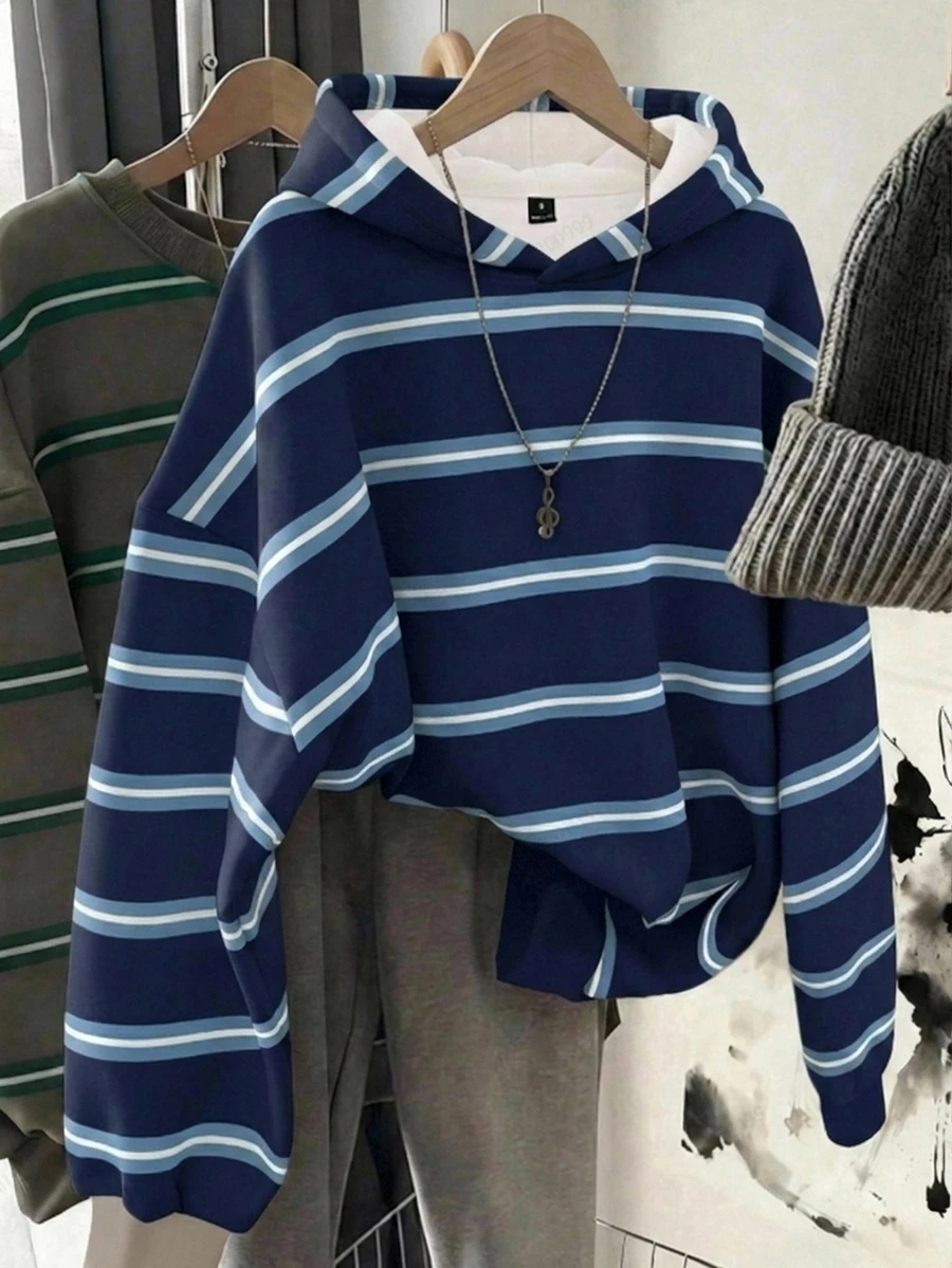 SHEIN EZwear 韓式時尚百搭深藍與淺藍拼色條紋圖案運動衫,適合外穿、攝影、露營、秋冬、返校,女款標準圓領 - 彩色 - 查看 1