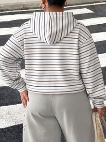 SHEIN CURVE+ 大尺碼女款連帽衛衣 條紋都市文藝復興街頭風套頭衫 休閒時尚創意個性街頭穿搭 - 彩色 - 查看 2