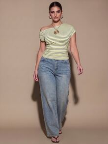 SHEIN BAE CURVE Plus Size Women's Casual Night Out Asymmetrical Shoulder Ruched Waist Textured T-Shirt, Music Festival Daily Wear Top Fall,Thanksgiving,Christmas - Yellow - View 6