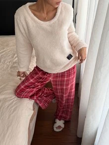 Napfluff Set Piyama Wanita Flanel Modis Minimalis Motif Kotak-kotak 2 Potong - MultiWarna - View 6