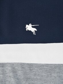 Calvornis 男士春秋撞色領長袖通勤 Polo 衫，深色輕量奢華馬標裝飾商務休閒極簡百搭套頭內搭上衣 - 藍白色 - 查看 6