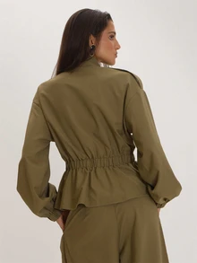 MUSEYN Jaket Khaki Ringan dengan Kerah Tinggi dan Epaulette Ukuran Besar, Serbaguna, Kasual untuk Sehari-hari di Musim Gugur - Olive Green - View 4