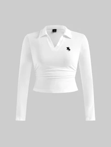 Tseoso 95%純棉純白色 Polo 領側抓褶休閒運動居家舒適秋冬底層女款 T 恤，四季百搭現代都市時尚商務女裝辦公穿搭，低調老錢風優雅高端通勤機場造型，低調經典百搭街頭風咖啡廳休閒穿搭 - 白色 - 查看 4