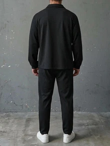 DAZY 男士春秋黑色華夫格面料微鬆版型拉鍊半開領 Polo 領 T 恤搭配彈性腰細腿長褲 2 件套 - 黑色 - 查看 2
