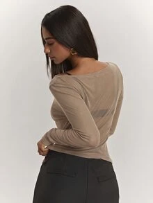 SHEIN BAE 女款優雅性感休閒日常羊絨輕量針織透視上衣，適合打造經典百搭上衣、休閒上衣、黑色上衣、百搭上衣、通勤上衣、2合1上衣 - 棕色 - 查看 2