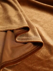 Weeklong Plus Size Women's Autumn/Winter Caramel Gold Velvet Long Sleeve Top, V-Neck Side Metal Button Loose Drape T-Shirt, Minimalist Luxury Style, Suitable For Commuting, Daily Wear, Party Layering - Brown - View 5