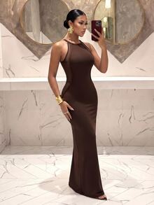 Slaydiva Đầm maxi ôm sát dáng đuôi cá màu nâu, cổ giả cao, sát nách, lưng lưới xuyên thấu, phối viền vân nổi nhún bèo-A - màu nâu - Xem 3