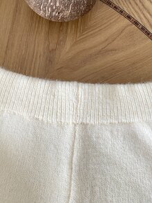 女嬰刺繡針織毛衣與寬腿褲2件套，簡約休閒日常百搭針織套裝，適合遊樂園玩耍、家庭活動與戶外拍照 - 黃色 - 查看 7
