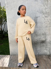 SHEIN 少女休閒「LA」字母印花針織素色寬鬆落肩長袖衛衣與百褶寬腿運動褲套裝，女孩秋季服飾，女孩秋季穿搭，女孩冬季服飾 - 杏色 - 查看 9