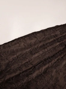 SHEIN 青少年女孩棕色針織蕾絲不對稱單肩中長洋裝，金色花朵裝飾，優雅單肩設計，純色太陽裙長洋裝，秋冬疊穿，舞會禮服，畢業禮服，優雅女孩茶會穿搭，棕色洋裝 - 棕色 - 查看 6