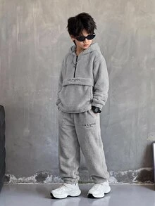 SHEIN 2件組兒童青少年男孩休閒日常百搭舒適毛絨拼接連帽半拉鍊長袖衛衣與鬆緊束口針織長褲保暖內裡加厚運動套裝 - 灰色 - 查看 1