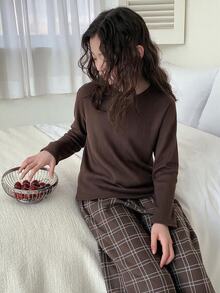 女童 2 件組休閒羅紋圓領上衣與格紋印花長褲舒適柔軟居家服套裝 - 棕色 - 查看 5