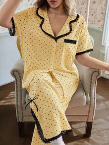 CottageSlumber Pijama Longo de Manga Curta Feminino com Patchwork de Renda em Blocos de Cor, Gola de Lapela, Estampa de Poá, Roupa de Descanso Plus Size - Amarelo - Visão 3