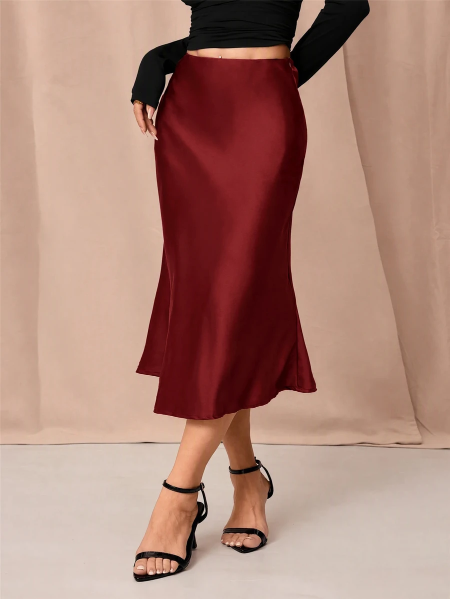 SHEIN EZwear 酒紅色高腰純色緞面質感大尺碼裙,適合派對與約會穿著 - 酒紅色 - 查看 1