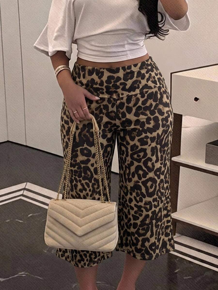 SHEIN SXY 豹紋高彈力針織高腰抓皺 7/8 喇叭短褲/短裙,適合日常穿著、度假、商務、約會、街頭休閒與夏季 - 彩色 - 查看 1