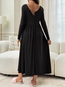 Slowluna Maternity Nursing Dress With Pleated Design, Minimalist Style For Pregnant And Postpartum Women - Black - View 2