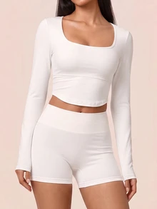 SHEIN BAE تي شيرت رياضي نسائي كاجوال أساسي مريح بظهر مكشوف وأكمام طويلة وياقة مربعة - أبيض - مشاهدة 5