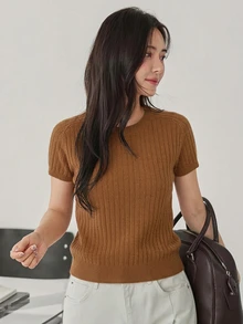 Dazy-Less Atasan Rajut Kasual Wanita Motif Jacquard Bergaris Lengan Pendek Kancing Kerah Lipat Warna Cokelat Kopi Musim Gugur/Dingin - Coffee Brown - View 4