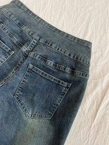 SHEIN CURVE+ Plus Size Women's Washed Vintage Distressed Flare Leg Denim Jeans - Dusty Blue - View 4