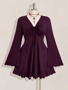SHEIN ICON 女款大尺碼性感辣妹復古Y2K風抓皺胸部喇叭袖黑色洋裝 - 紫紅色 - 查看 3