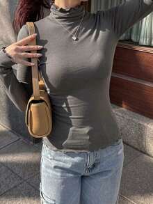 DAZY 女款高領純色長袖修身百搭極簡風T恤 - 灰色 - 查看 2