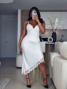 Firerie Plus Size Women's Contrast Lace Fitted Fashion Camisole - White - View 7