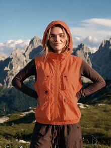 WanderVale Women's Solid Color Large Pocket Zipper Front Sleeveless Outdoor Sports Vest - Orange - View 3