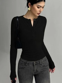 Dazy Kids Teen Girls V-Neck Slim Fit Long Sleeve Tight Base Layer T-Shirt, Autumn Basic - Black - View 1