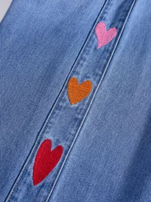 GlowEve 女款愛心刺繡口袋寬腿寬鬆休閒牛仔褲 - 中等水洗藍 - 查看 5