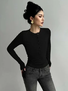 Dazy Kids Teen Girls V-Neck Slim Fit Long Sleeve Tight Base Layer T-Shirt, Autumn Basic - Black - View 2