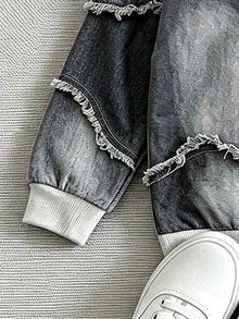 SHEIN 女童 2 件組休閒時尚春夏秋款圓領運動衫與運動長褲套裝，酷炫幾何拼接圖案，彈性柔軟面料，適合男孩穿著，休閒外出、返校、派對、戶外野餐、街拍、校園、假期，禮物首選 - 彩色 - 查看 5