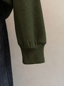 Attitoon 休閒極簡軍綠色連帽衛衣長袖寬鬆版型女款，適合秋冬穿著 - 軍綠色 - 查看 5