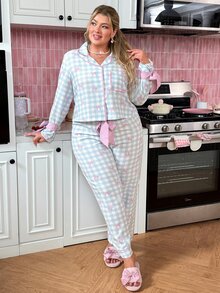 Slumberry CURVE طقم بيجامة مقاس كبير علوي بطبعة فيونكة لطيفة وبنطال مربعات - متعدد الألوان - مشاهدة 3