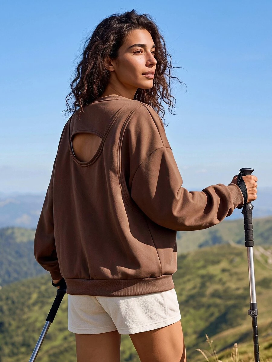 Exploreva Sweatshirt Olahraga Wanita Lengan Panjang Model Bahu Jatuh Warna Cokelat dengan Bagian Belakang Berongga - Coklat - View 1