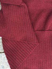 MaterniWear Sweater Hamil Lengan Panjang Minimalis Serbaguna Warna Polos - Burgundy - View 7