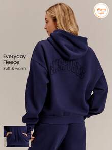 GLOWMODE Everyday 刷毛暖心連帽衫，同色系後背刺繡、落肩寬鬆版型，日常休閒秋冬戶外穿搭 - Ink Blue - 查看 1