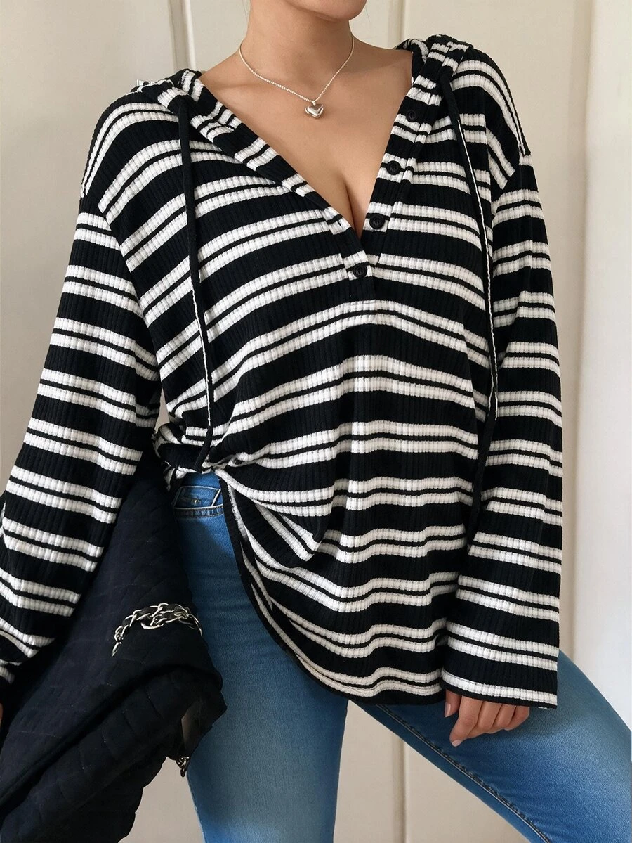 Vibekara 休閒優雅極簡學院風美式女款大碼條紋連帽長袖上衣,半開襟套頭式,寬鬆修身顯瘦,親膚柔軟面料,四季皆宜,適合戶外與室內穿著,秋冬款,黑白條紋多色 - 黑與白 - 查看 1